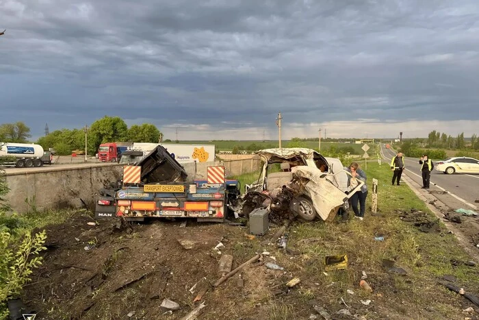 Massive deadly traffic accident in Kirovohrad region: minibuses, a truck, and a car collided