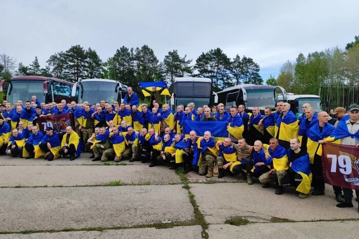 Україна повернула з російського полону 205 воїнів