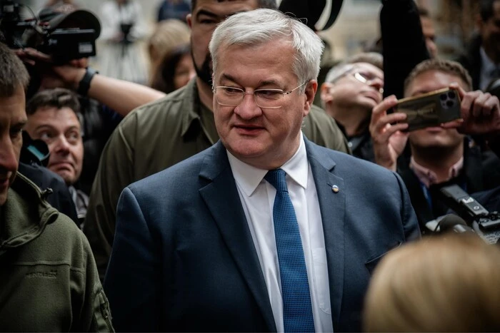 Сибіга закликав Росію поквапитись з передачею документа про припинення вогню