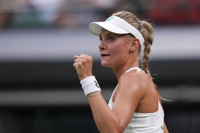 Yastremska Secures Comeback Victory Over Russian Player at Wimbledon