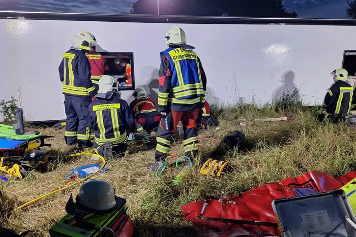 A bus overturned in Germany, among the passengers - Ukrainians
