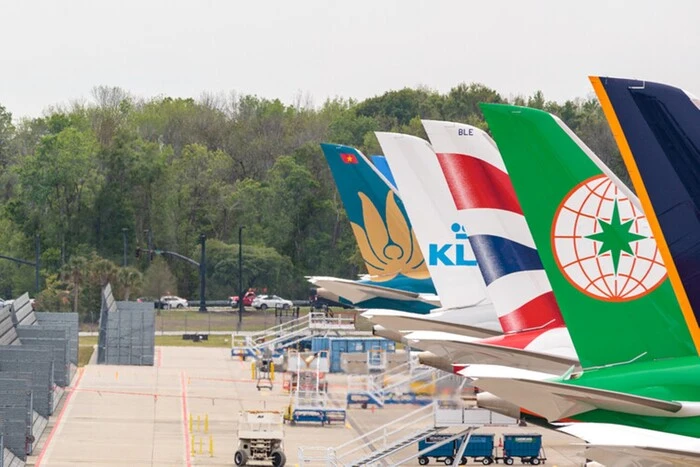 The Russian blockade of aircraft costs insurers more than $1 billion