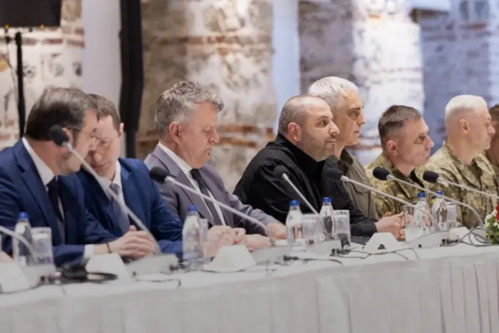 Переговори в Стамбулі, візит Зеленського до Албанії. Головне за 16 травня