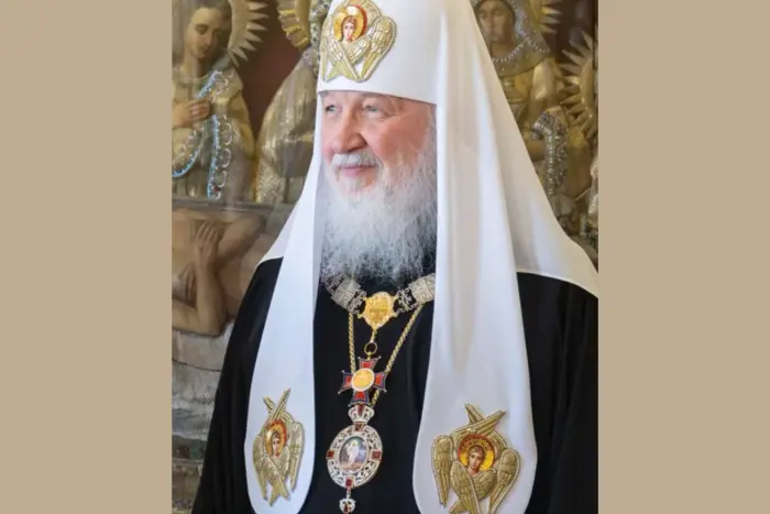 Патриарх Кирилл появился на публике с украденной панагией украинского митрополита (фото)