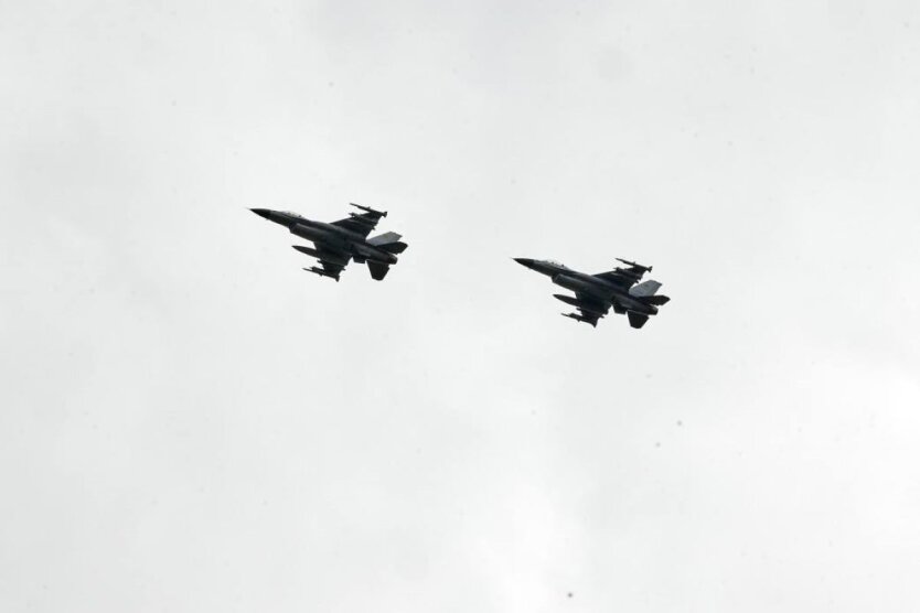 Norwegia odpowiedziała, kiedy Ukraina otrzyma obiecane myśliwce F-16
