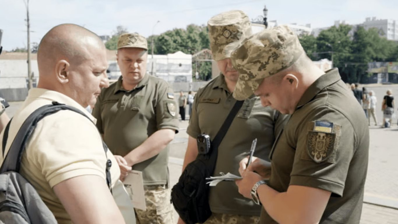 Śmierć zmobilizowanego w wyniku pobicia w Kijowie — sprawą zajmuje się DBR